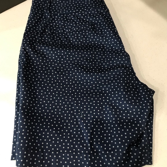 Chaps Size (6) Women’s shorts, Navy blue/white - Picture 6 of 7